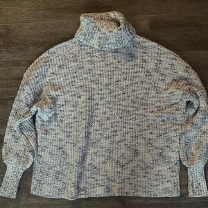 Aerie Speckled Gray Turtleneck Sweater
